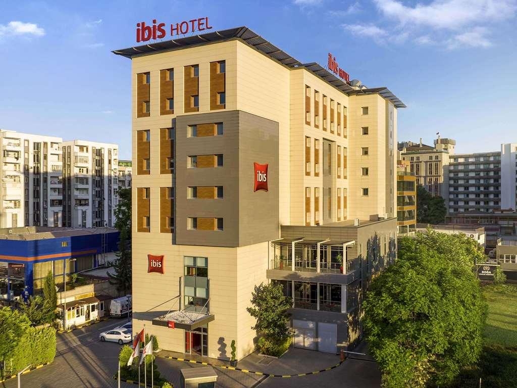 Ibis Adana Hotel Buitenkant foto